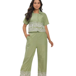 Nature-Inspired Beauty ? Floral Embroidered Cotton Dress (M)